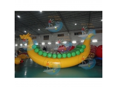 barco dragón inflable gigante
